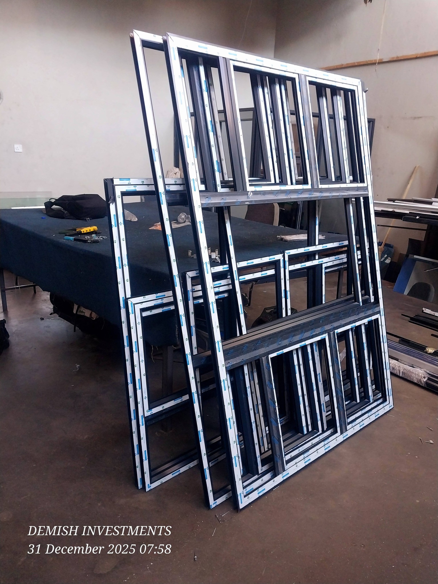 Aluminium window frames in production